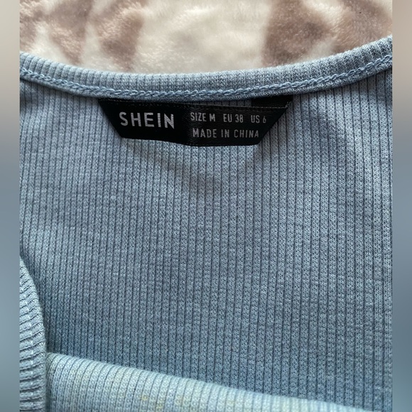 Sun and Moon cropped ribbed tank top - Picture 3 of 5